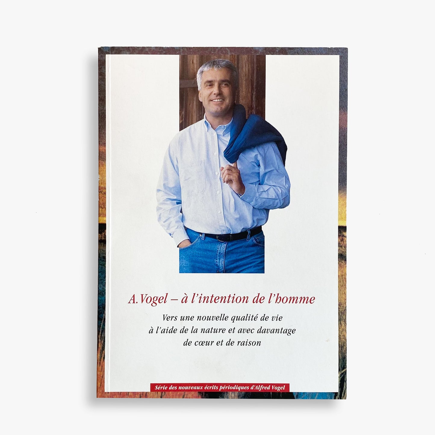 Livre • à l'intention de l'homme
Vers une nouvelle qualité de vie à l'aide de la nature et avec davantage de coeur et raison.